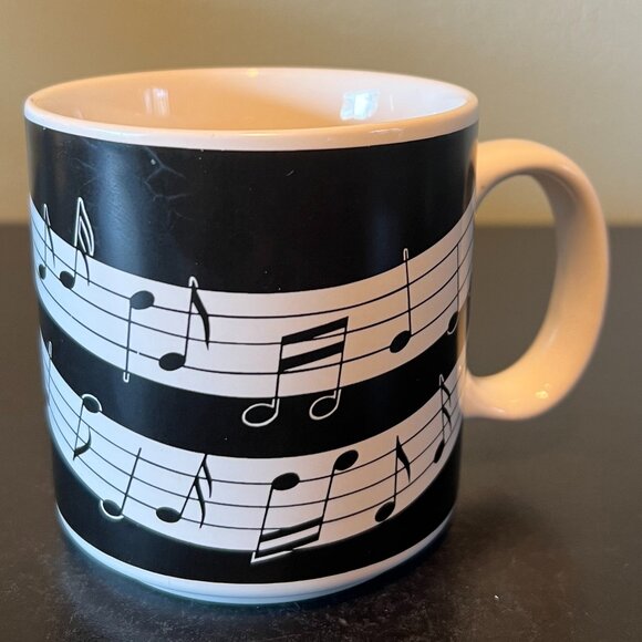 Lot of 2 Vtg Musical Notes & Teddy Bear Ceramic Mugs ~ Plays It’s a Small World - Picture 4 of 14